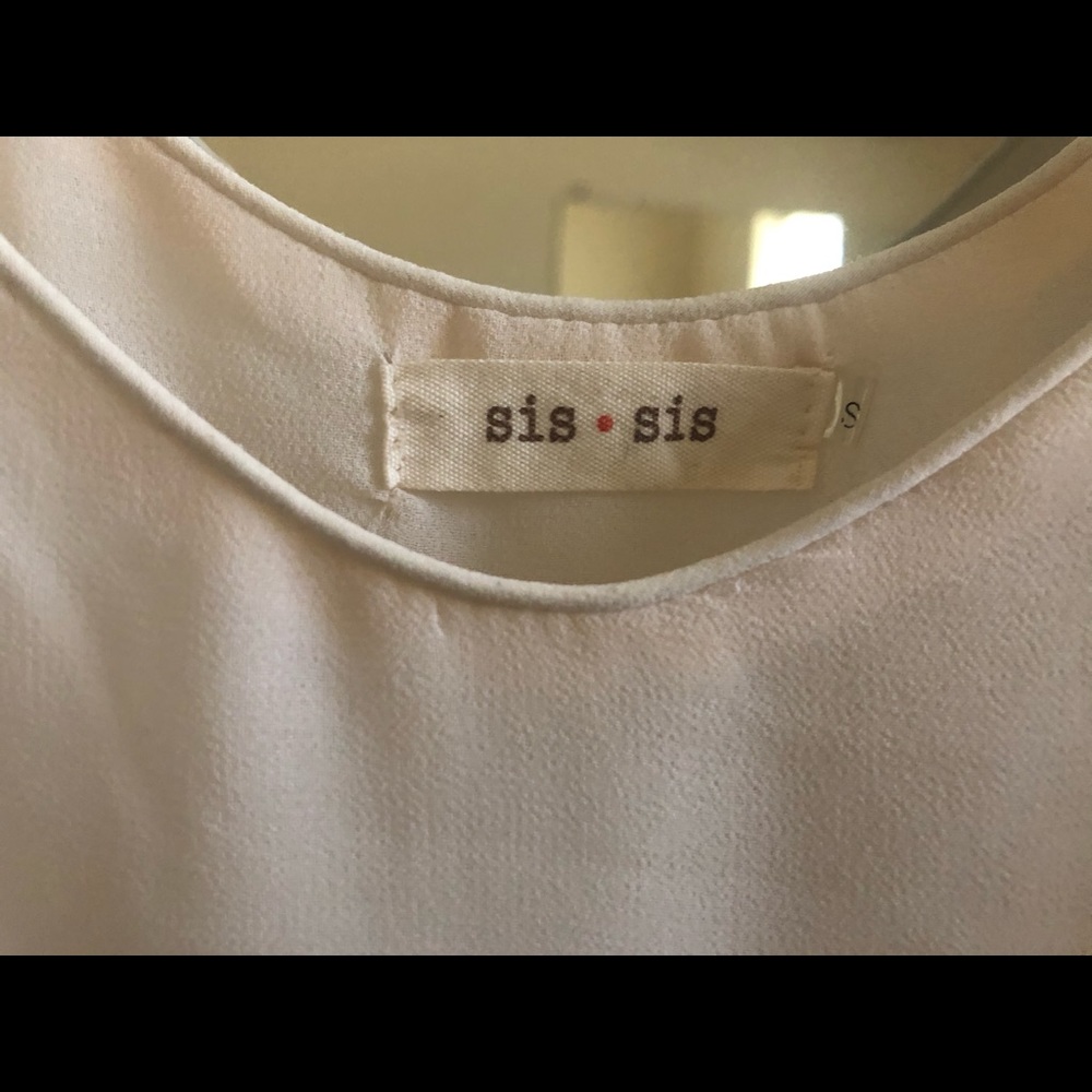 Sis•sis tank top